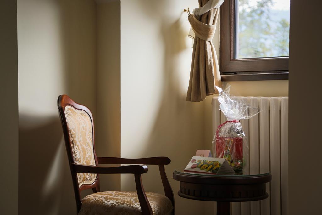 Hotel Foisorul Cu Flori Сіная Екстер'єр фото