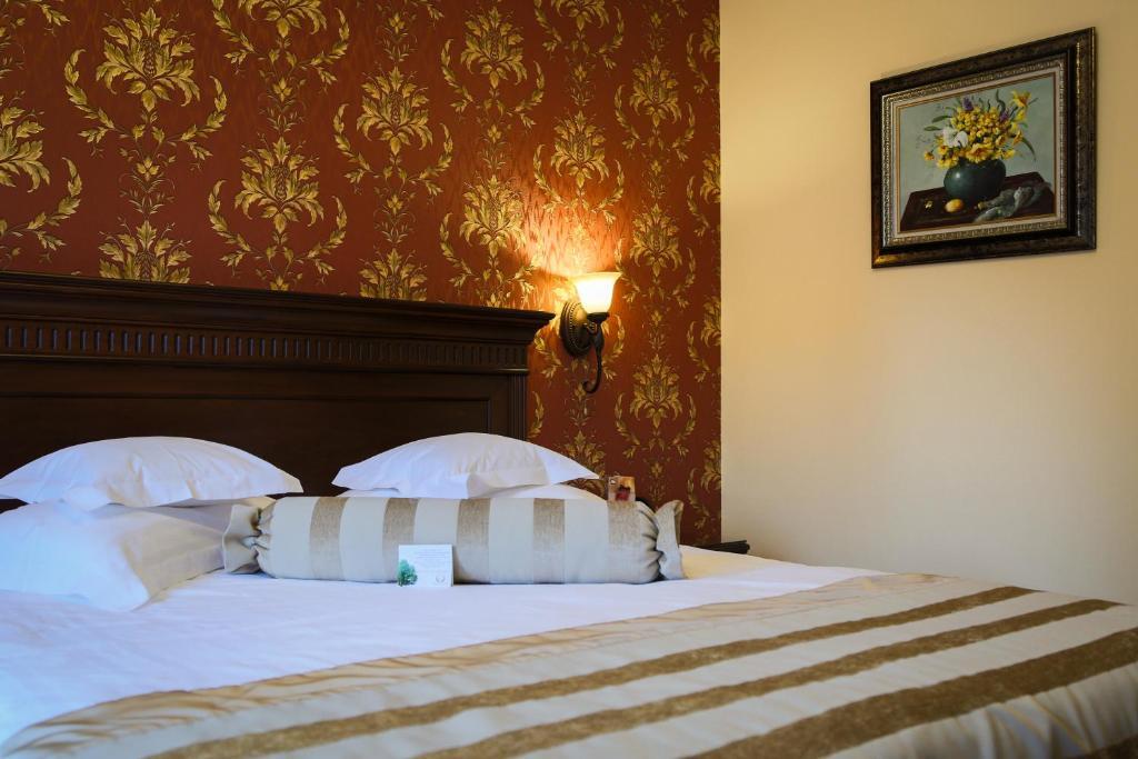 Hotel Foisorul Cu Flori Сіная Екстер'єр фото