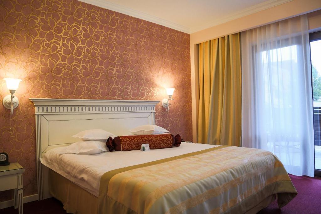 Hotel Foisorul Cu Flori Сіная Номер фото